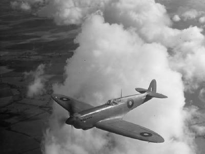 Spitfire PR Mk XI EN654 2