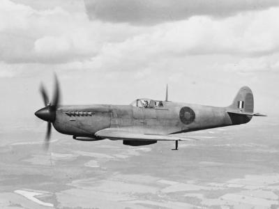 Spitfire PR Mk XI EN654