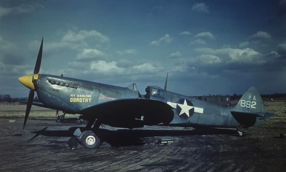 Spitfire XI My Darling Dorothy 7th PRG
