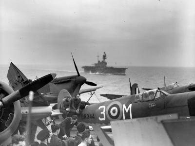 Spitfire Vc BR344 3-M USS Wasp 1942
