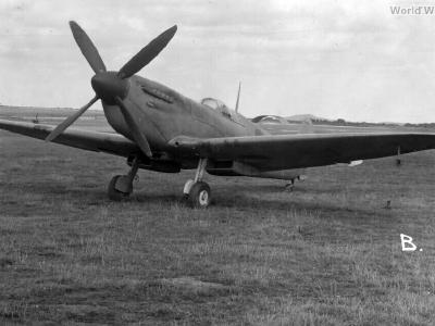Spitfire MB789