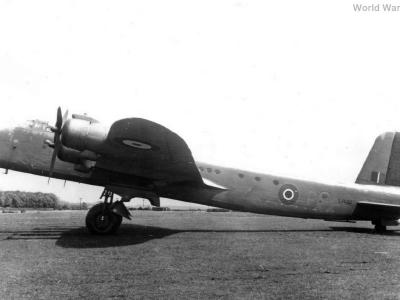 Stirling V LJ530 1945