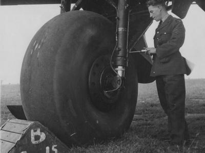Stirling wheel