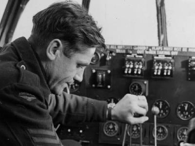 Short Sunderland cockpit 3