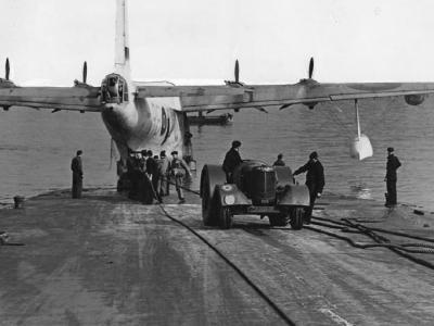 Short Sunderland IIIA 10 1945