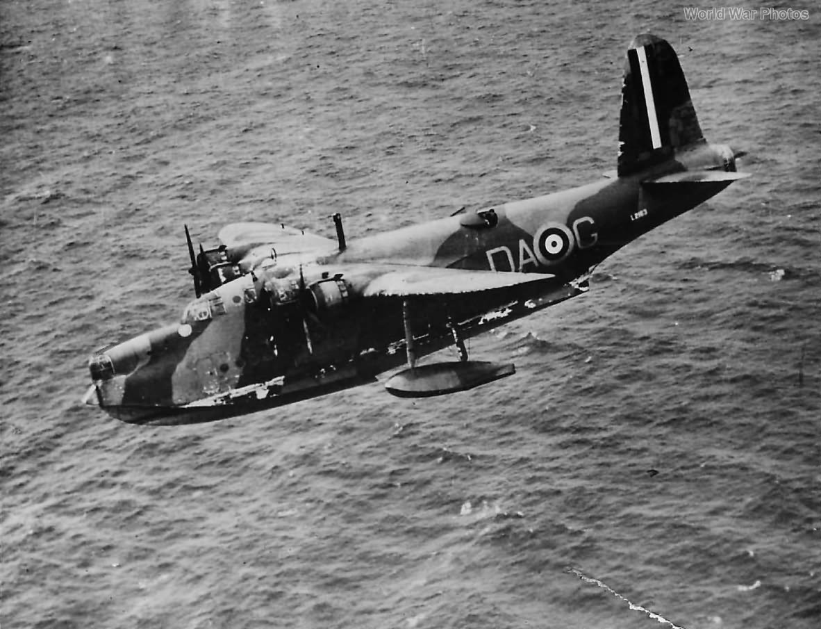 Sunderland L2163 Escorts Convoy 1940