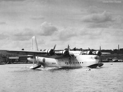 Sunderland L5802 204sqn 2
