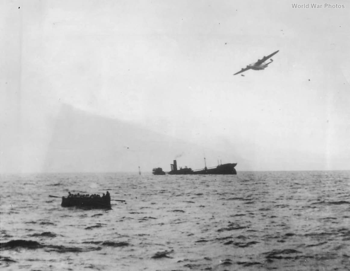 Sunderland Rescues Crew near Sinking Kensington Court | World War Photos