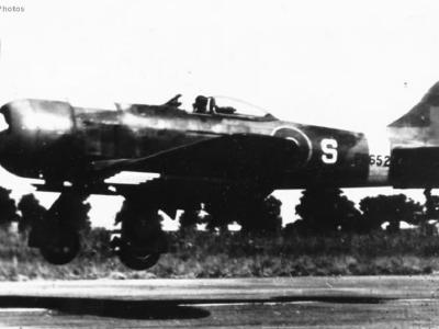 Hawker Tempest II PR652