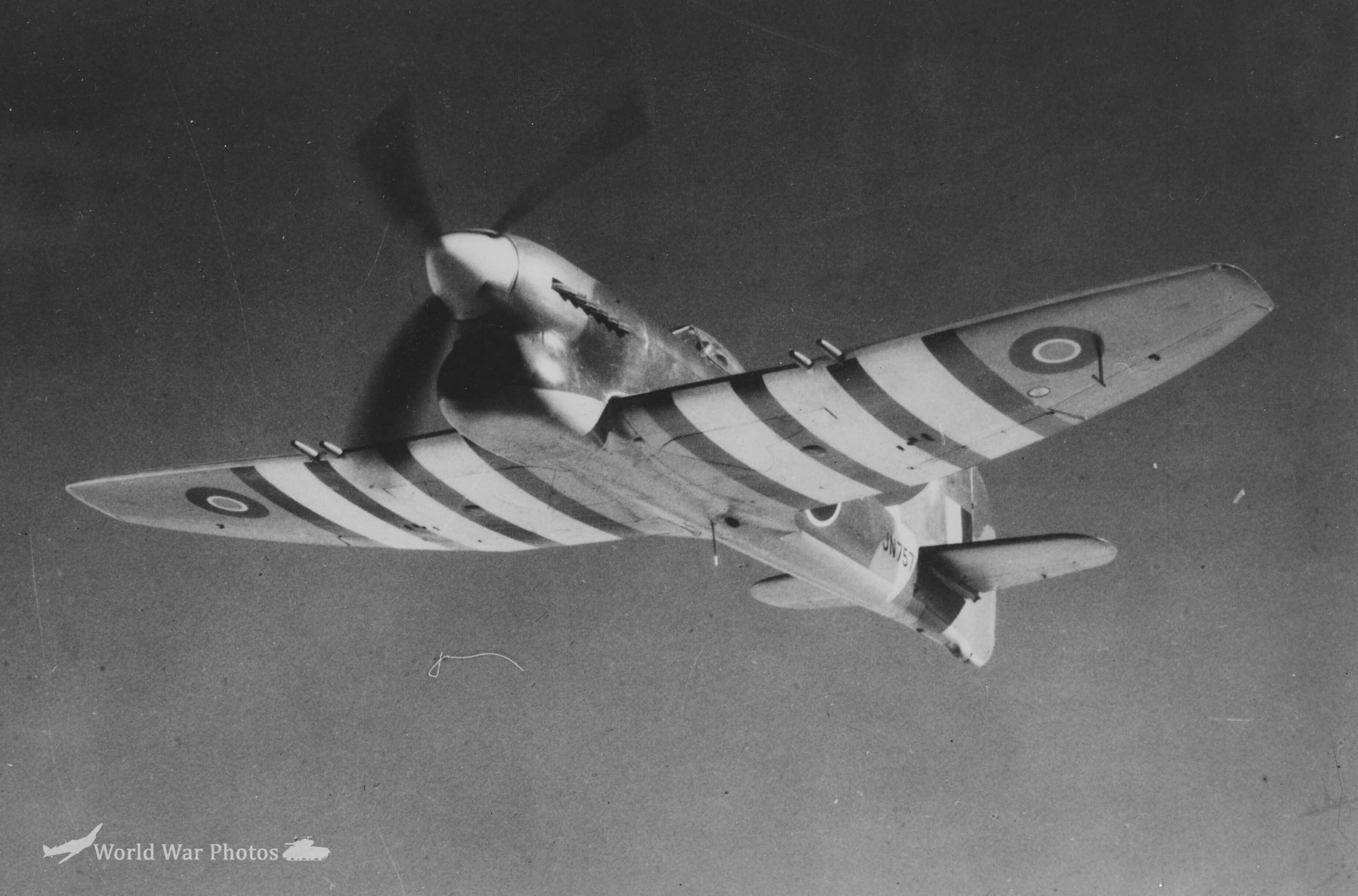 Tempest V JN757