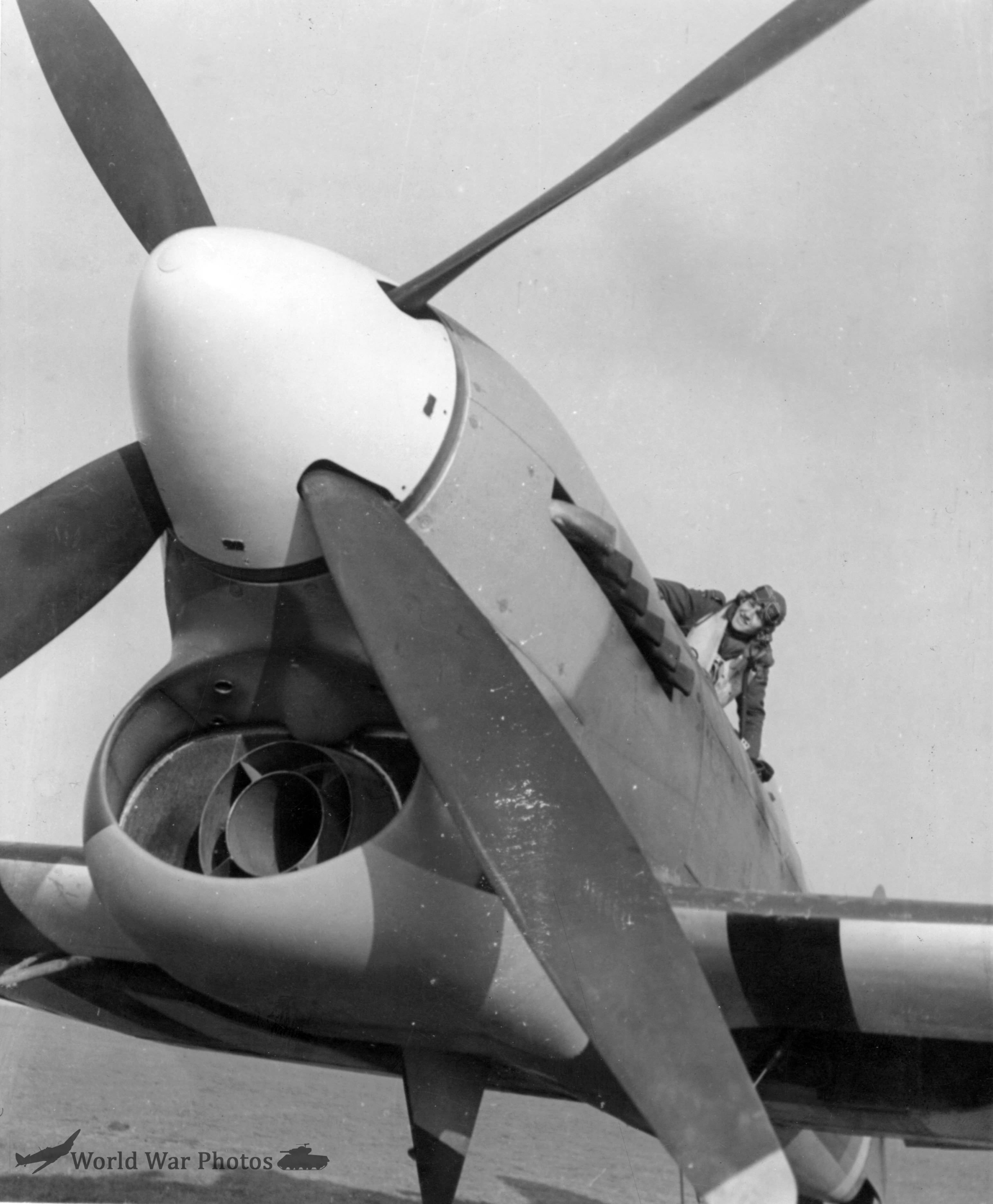 Tempest V W2-S 80Sqn