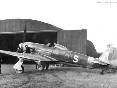 Hawker Typhoon S