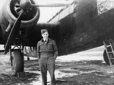 Wellington 12 OTU Chipping Warden Feb 1942