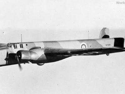 Whitley III K7209