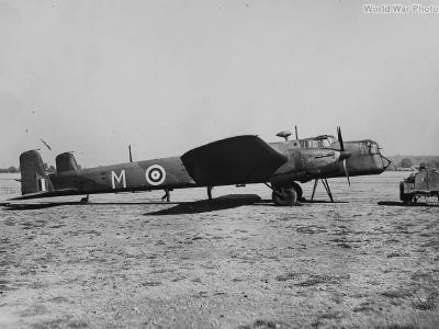 Whitley N1503 Abingdon 1940 19 OTU