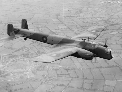 Whitley Mk V N1352 1939