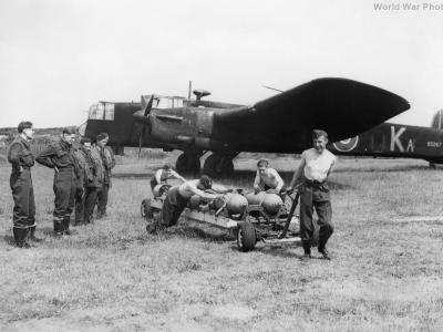 Whitley V BD267 UO-KA 19 OTU