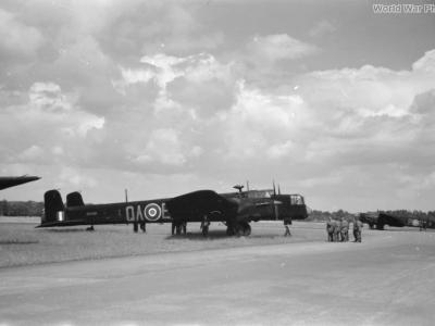 Whitley V BD496 297 Squadron RAF
