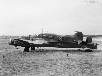 Whitley V N1369 19 Operational Training Unit