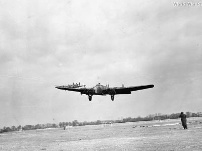 Whitleys 102 Squadron 1940