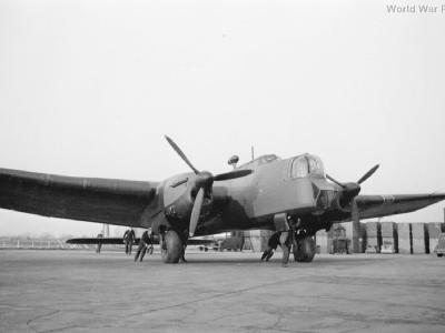 brand new Whitley V Z6462