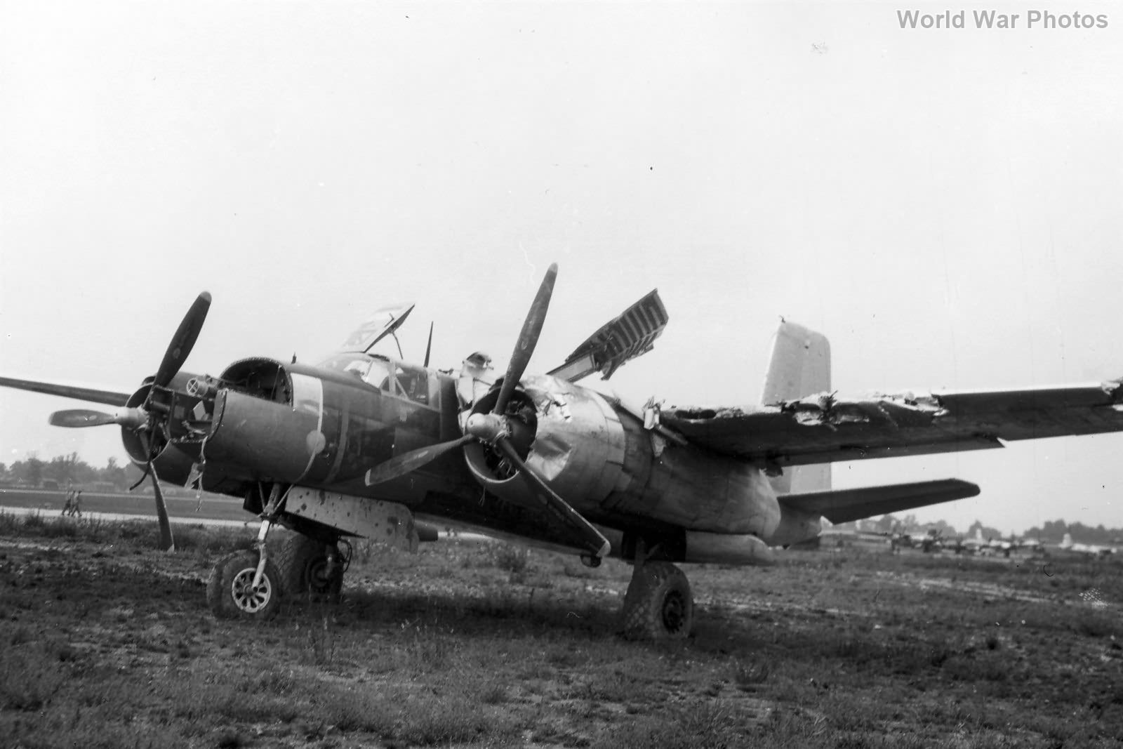 badly-damaged-invader-of-the-386th-bomb-group-world-war-photos