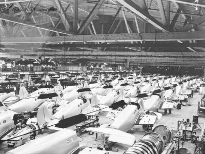 Beechcraft AT-10 factory