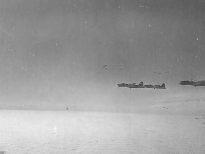 B-17F bombers in flight 384th Bomb Group 3