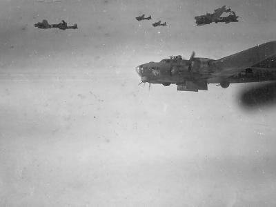 B-17G 84th Bomb Group Over ORANIENBURG Germany