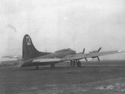 B-17 Flying Fortres of the 447th BG 41-9086