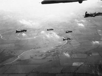 B-17 Flying Fortress bombers formation 384th Bomb Group 2