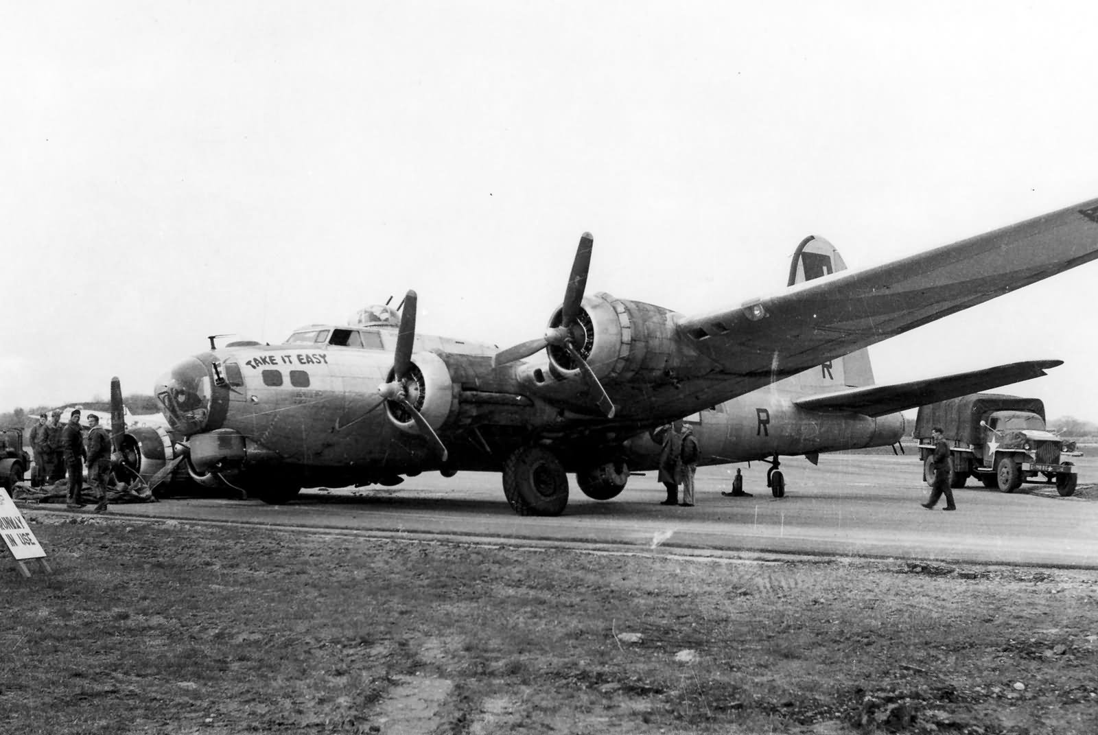 B-17G Flying Fortress Of The 390th Bomb Group Take It Easy | World War ...