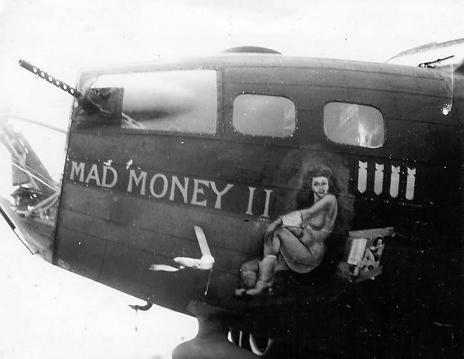 B-17 Flying Fortress Bomber MAD MONEY II 384th Bomb Group | World War ...