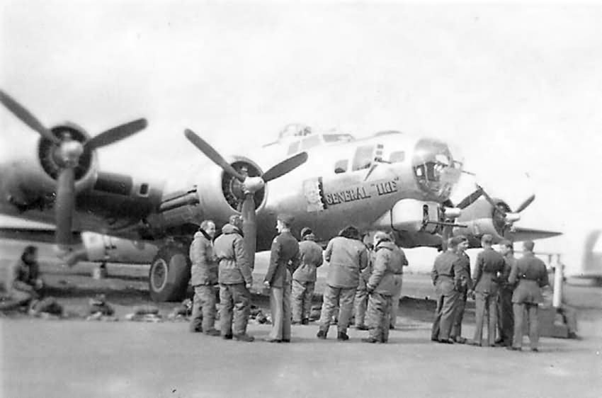 Boeing B-17G Flying Fortress, Boeing B-17G-50-BO (S/N 42-10…