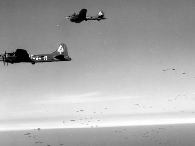 B-17F WF-R 42-3436 of the 305th Bomb Group over Gdynia