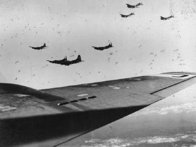 B-17 Flying Fortress 390th bomb group THRU FLAK OVER GERMANY December 1943