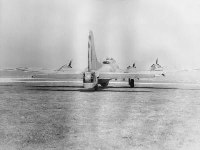 Boeing B-17E Flying Fortress 41-9112 The Dreamboat gunship tail