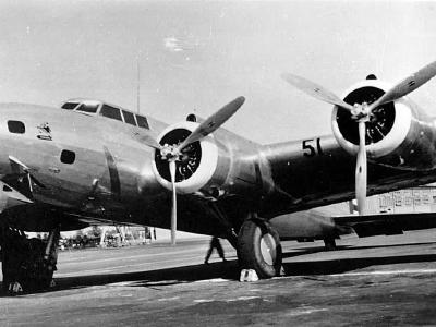 Y1B-17 in Hawaii