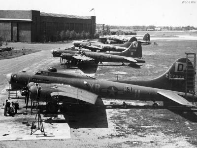 100th BG and 379th BG B-17s at 8th AF Depot 1944