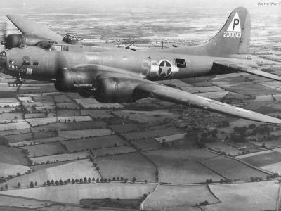 B-17F 42-30043 SO-V „RUTHLESS” of the 384th BG