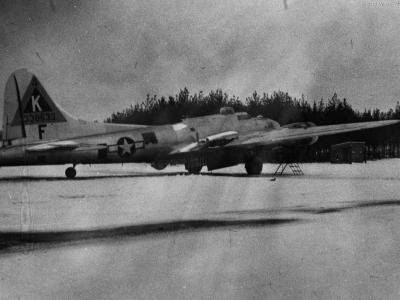 B-17G 43-38633 of the 379th BG at Woodbridge