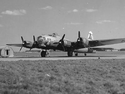 B-17G 42-38148 „Mamu” of the 306th Bomb Group, 368th BS