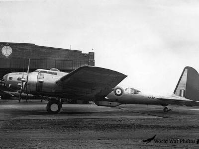 B-17 AN521 RAF