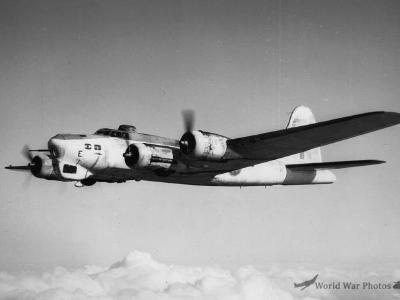 B-17 FK185 feb44 3