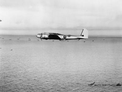 Fortress I AN537 220 Squadron