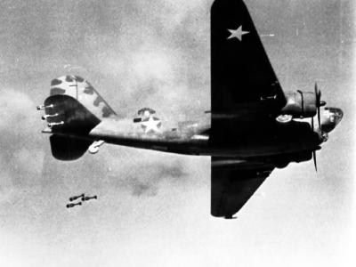 Douglas B-18A retrobomb tests 1942