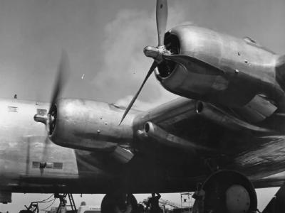 Douglas XB-19 does an engine test run, 1941