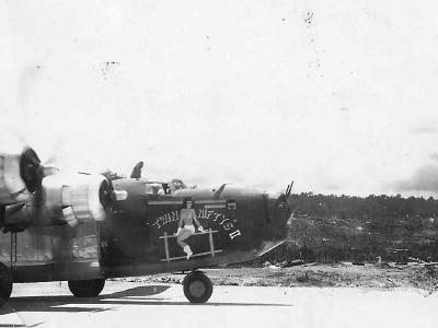 B-24D Liberator serial 42-40928 „Twin Niftys II” of the 90th Bomb Group, 400th Bomb Squadron