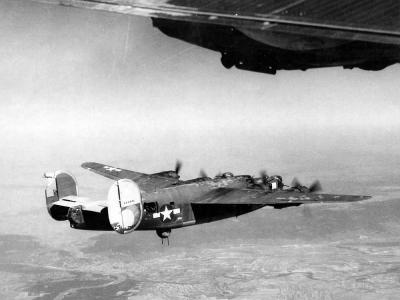 B-24H Liberator serial 41-29580 named Screamin’ Meemie II of the 726th BS, 451st Bomb Group,