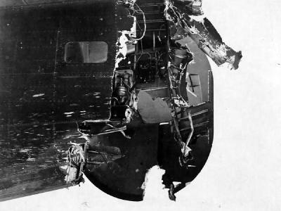 B-24H Liberator 42-52377 named „Bets Bet” from the 759th Bomb Squadron, 459th BG